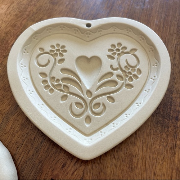 Cookie Press Stoneware Pampered Chef ‘92 & Unbranded Vintage Valentine Easter - Picture 4 of 9